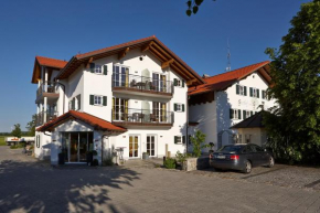 Отель Landhotel Grüner Baum  Вестендорф